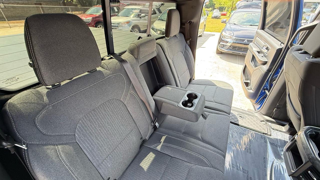 RAM 1500 Big Horn Crew Cab SWB 4WD 2019