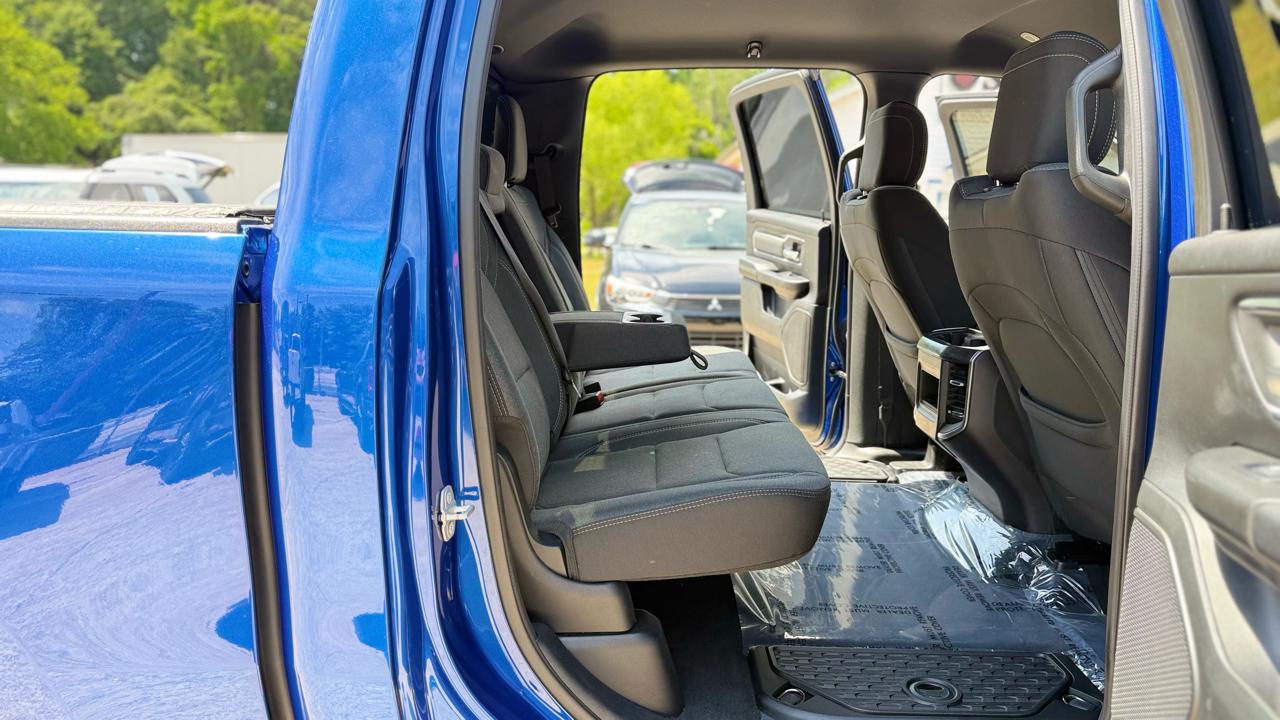 RAM 1500 Big Horn Crew Cab SWB 4WD 2019