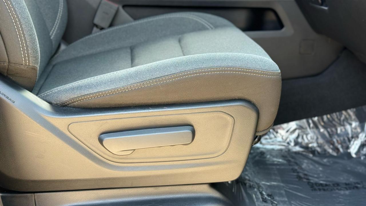 RAM 1500 Big Horn Crew Cab SWB 4WD 2019