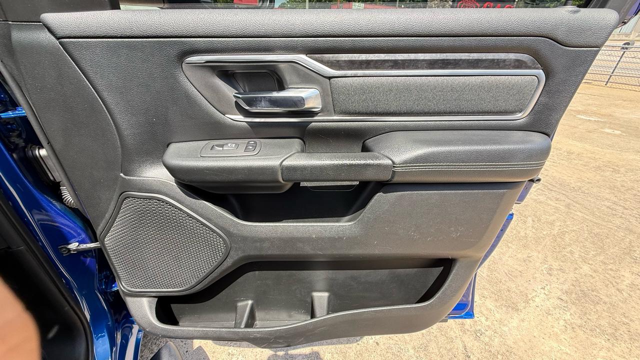 RAM 1500 Big Horn Crew Cab SWB 4WD 2019