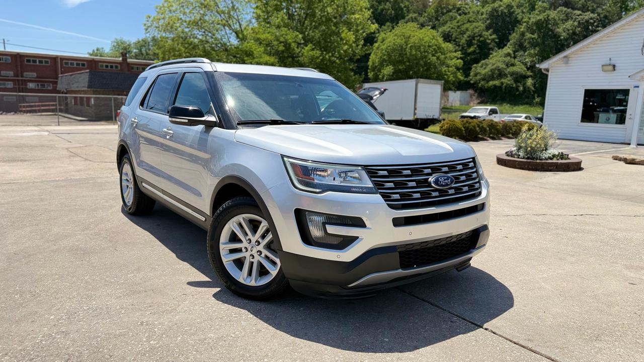 Ford Explorer XLT FWD 2016