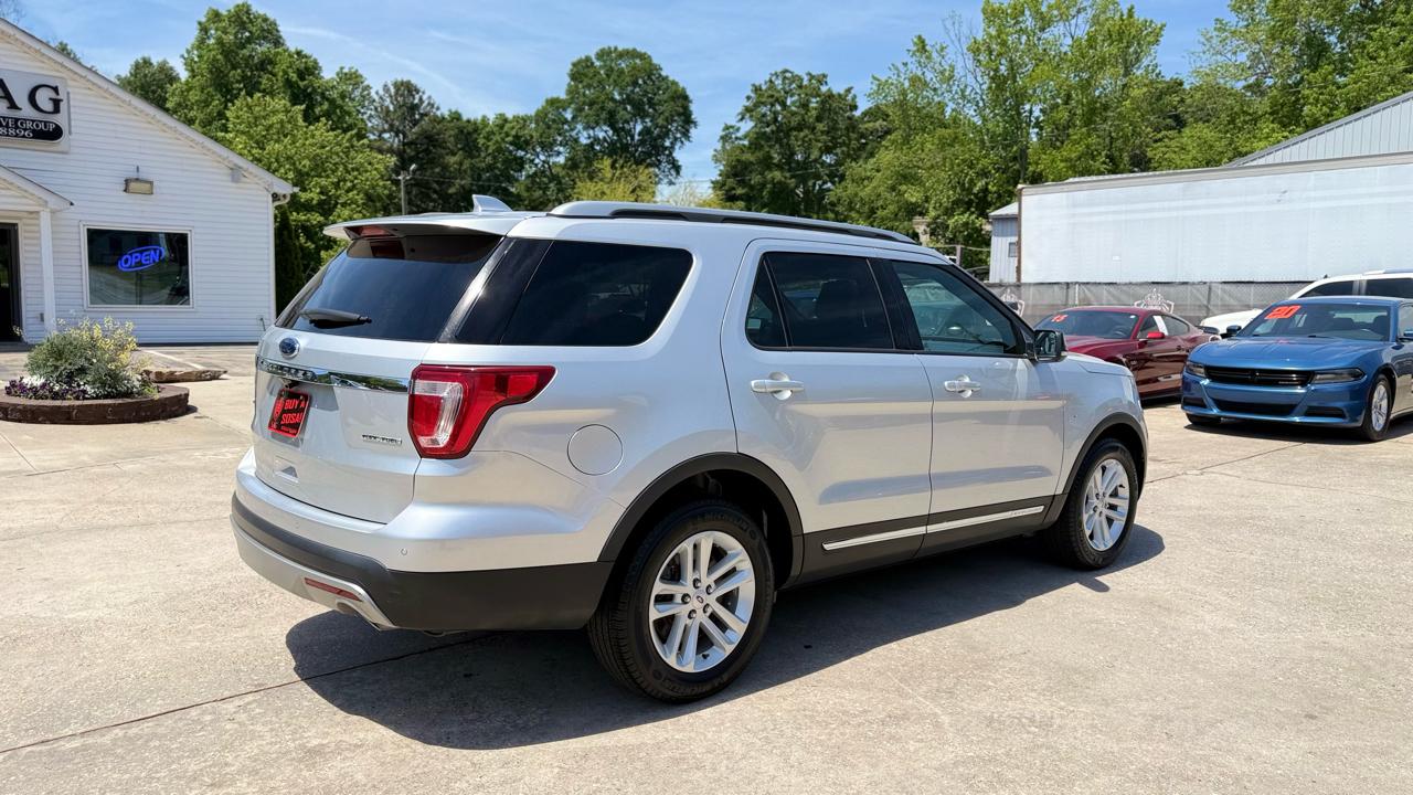 Ford Explorer XLT FWD 2016