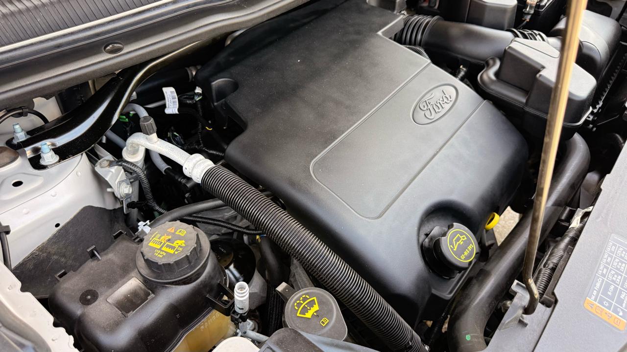 Ford Explorer XLT FWD 2016