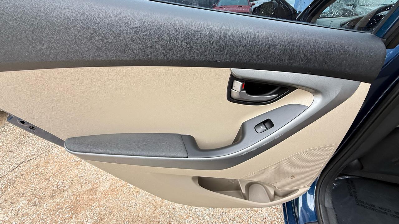 Hyundai Elantra Limited 2014