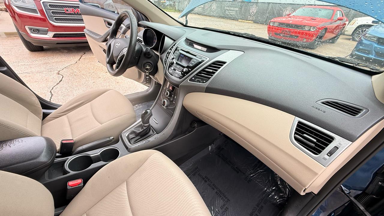 Hyundai Elantra Limited 2014