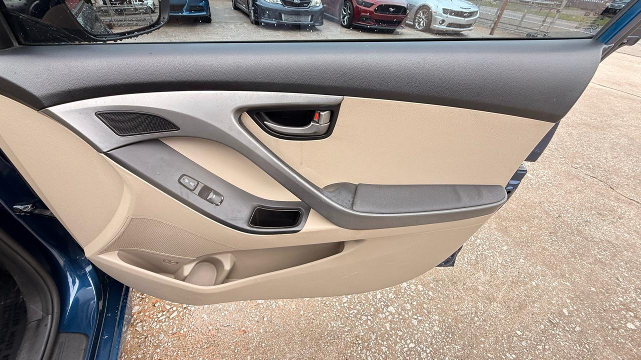 Hyundai Elantra Limited 2014