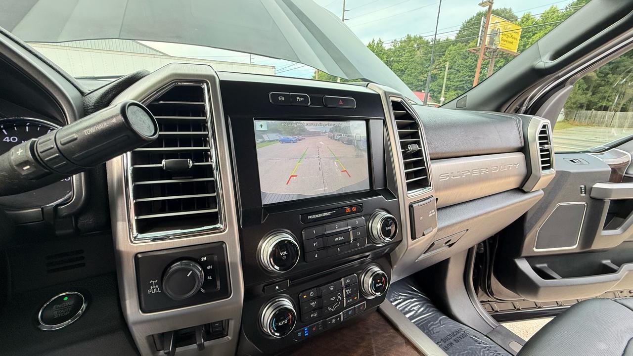 Ford F-250 SD Platinum Crew Cab 4WD 2017