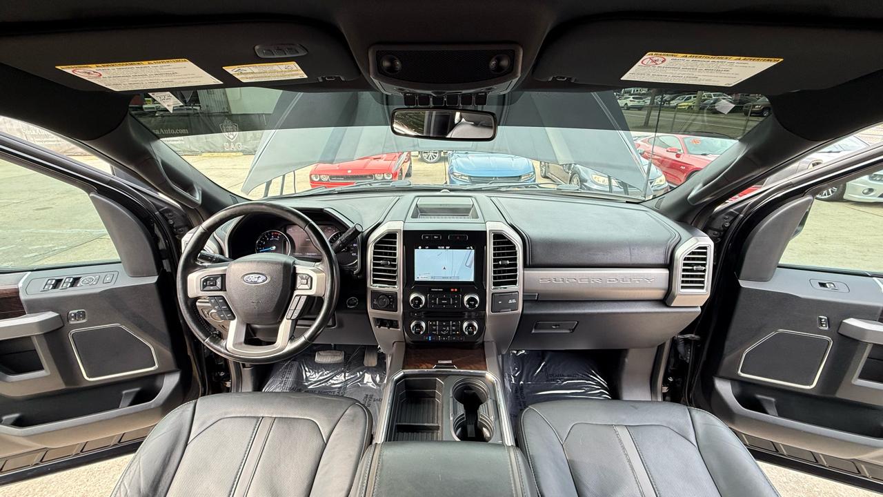 Ford F-250 SD Platinum Crew Cab 4WD 2017