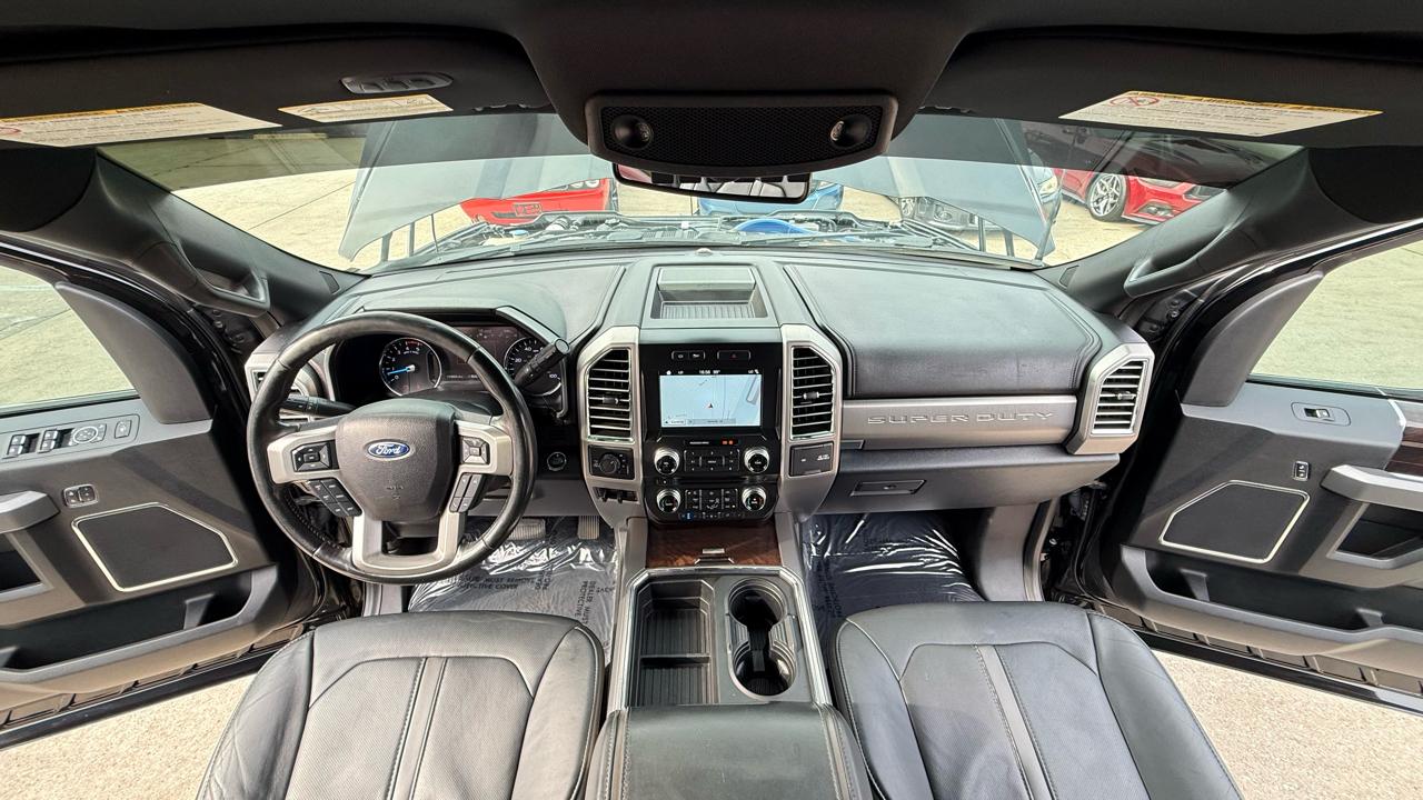 Ford F-250 SD Platinum Crew Cab 4WD 2017