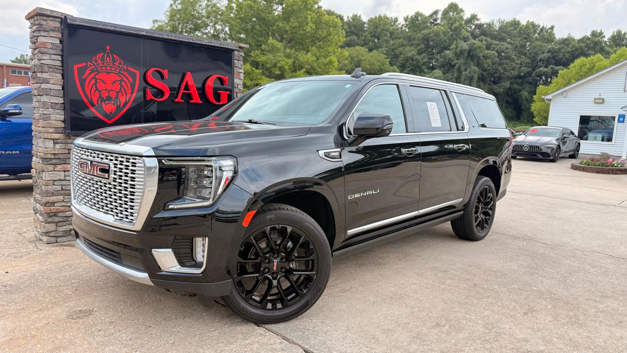 GMC Yukon XL Denali 4WD 2023