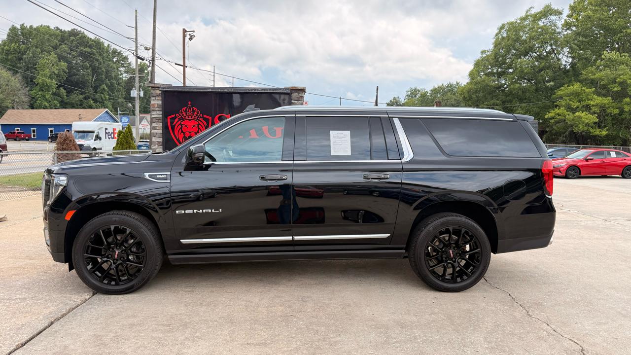 GMC Yukon XL Denali 4WD 2023
