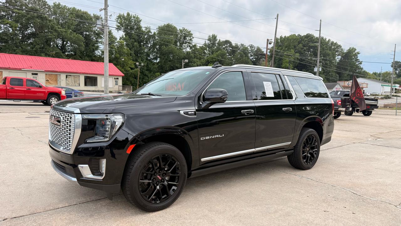 GMC Yukon XL Denali 4WD 2023