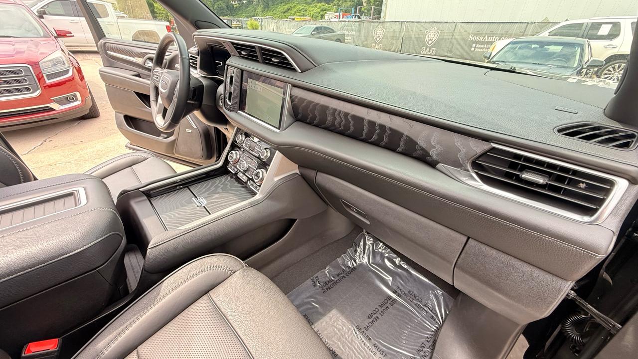GMC Yukon XL Denali 4WD 2023