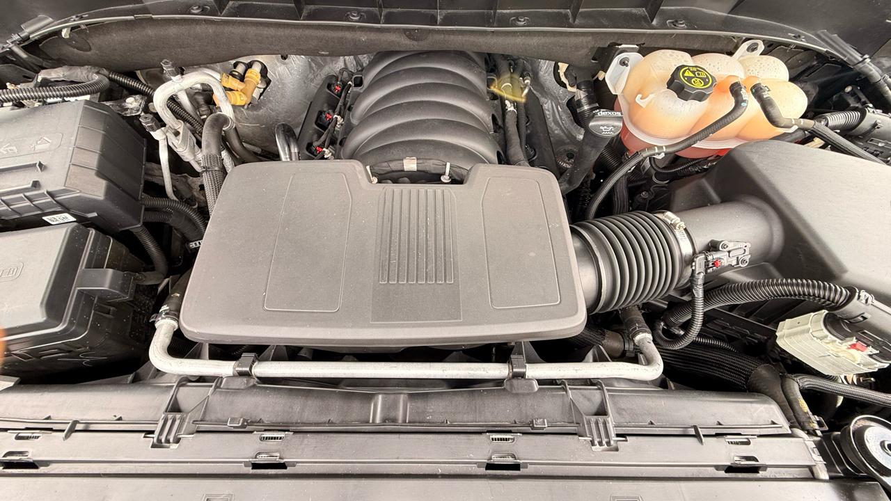 GMC Yukon XL Denali 4WD 2023