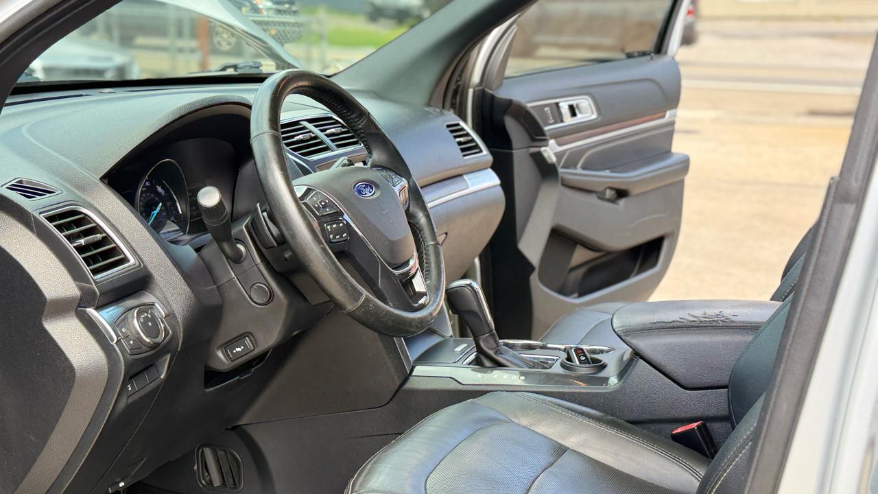 Ford Explorer Limited FWD 2016