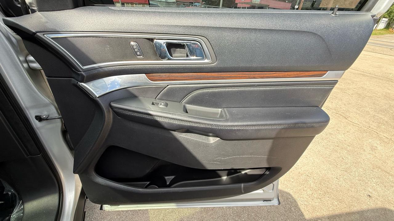 Ford Explorer Limited FWD 2016