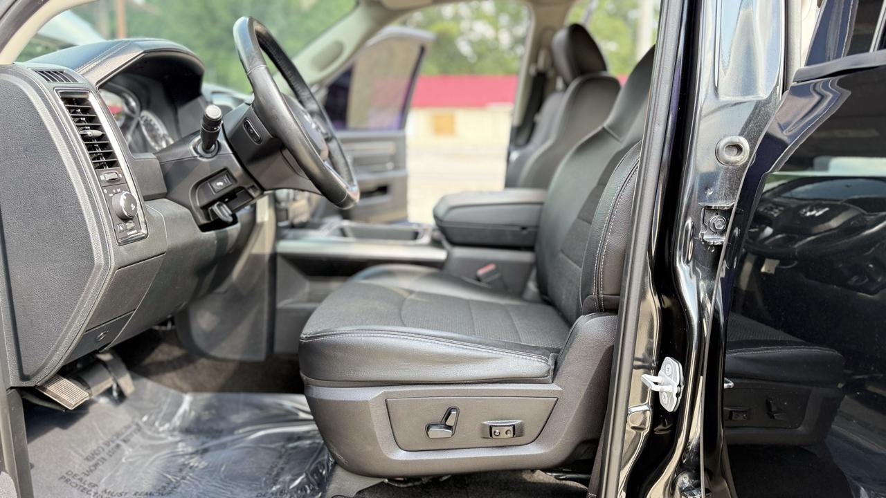 RAM 1500 Sport Crew Cab LWB 2WD 2016