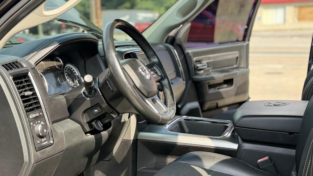 RAM 1500 Sport Crew Cab LWB 2WD 2016