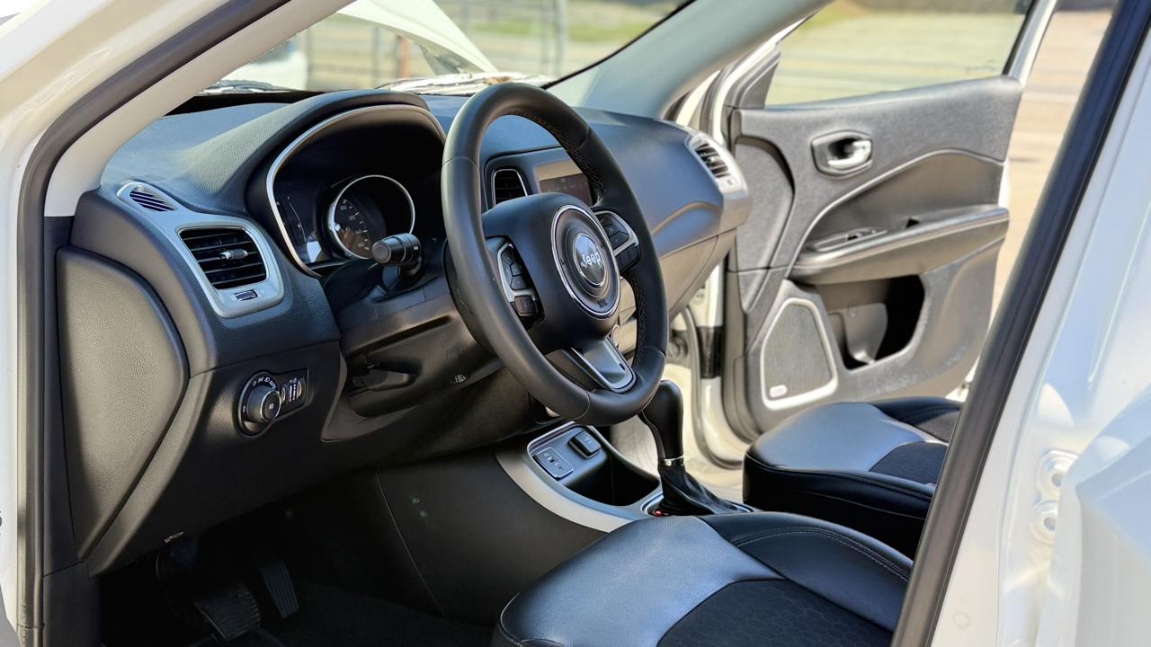 Jeep Compass Latitude FWD 2021