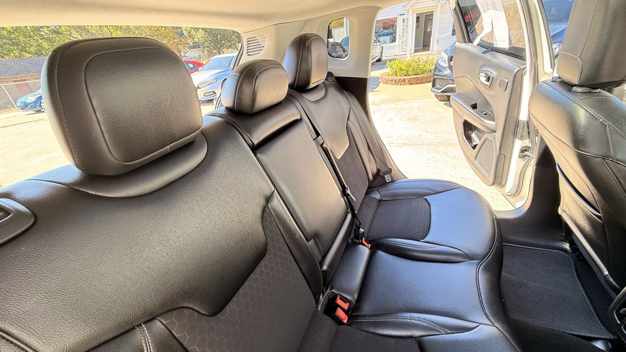 Jeep Compass Latitude FWD 2021