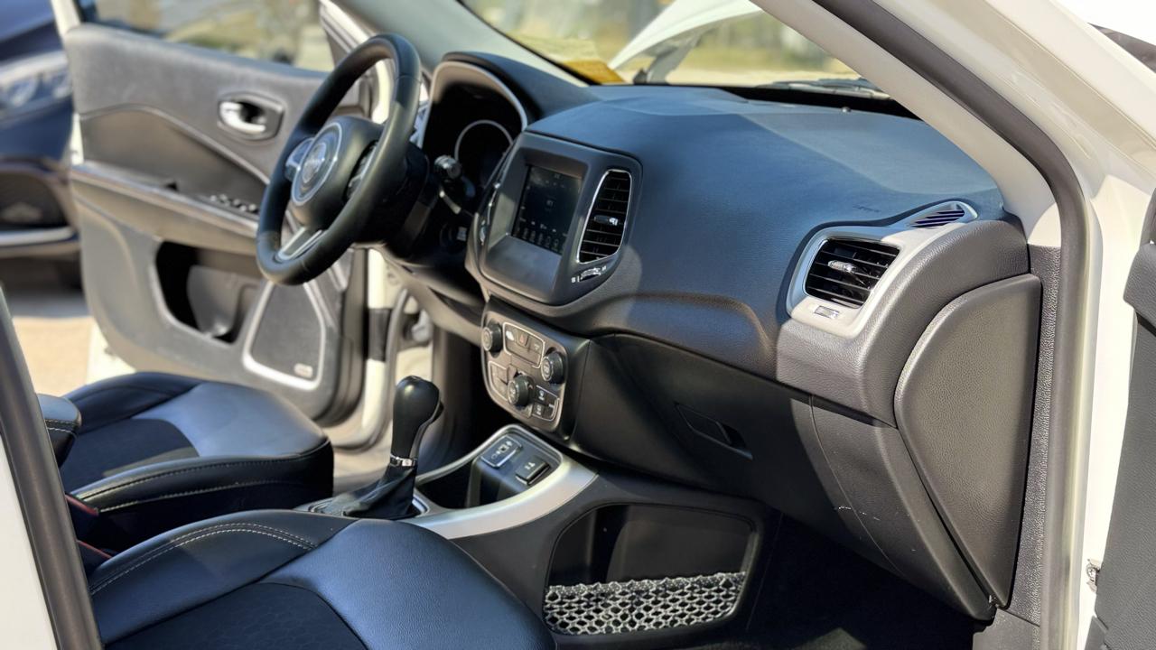 Jeep Compass Latitude FWD 2021