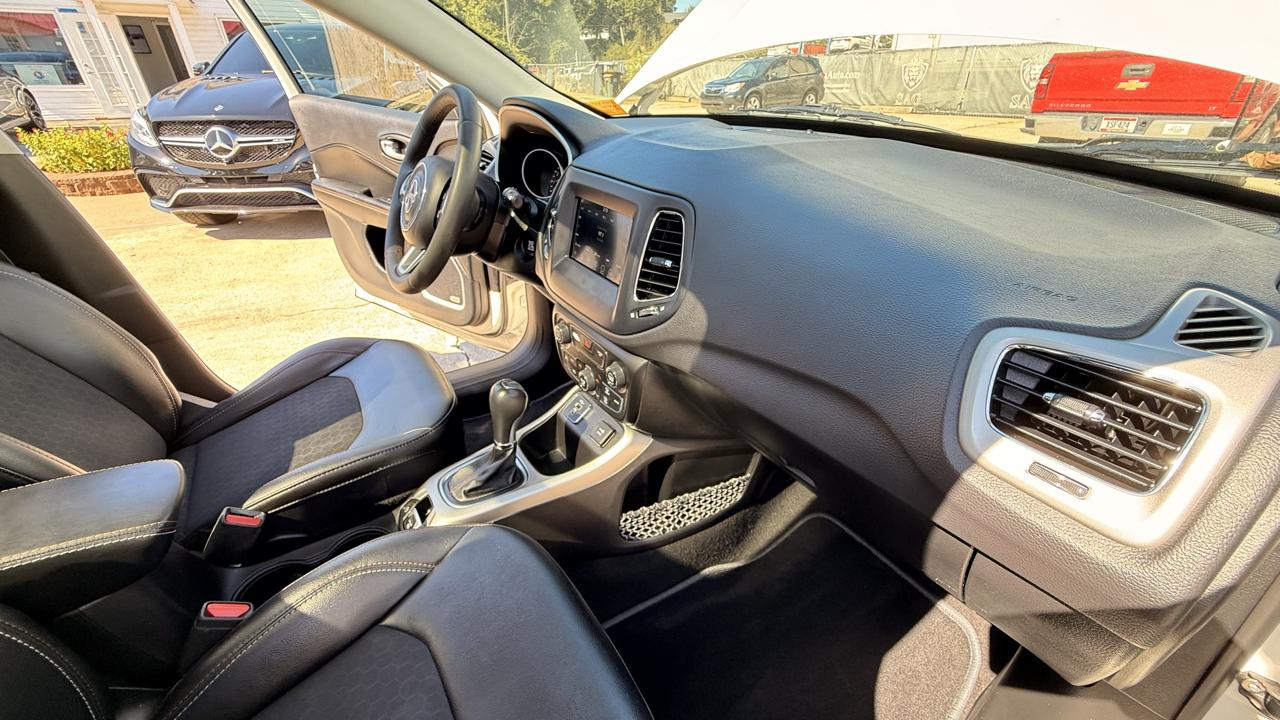 Jeep Compass Latitude FWD 2021