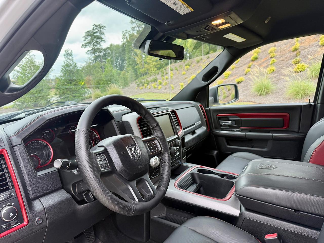 RAM 1500 Rebel Crew Cab SWB 4WD 2017