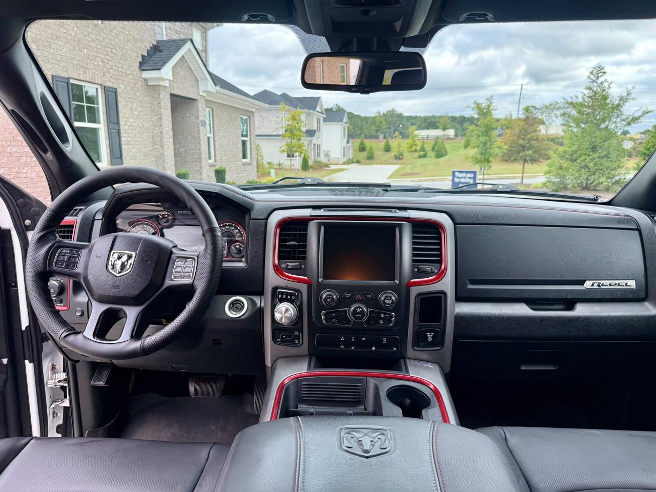 RAM 1500 Rebel Crew Cab SWB 4WD 2017