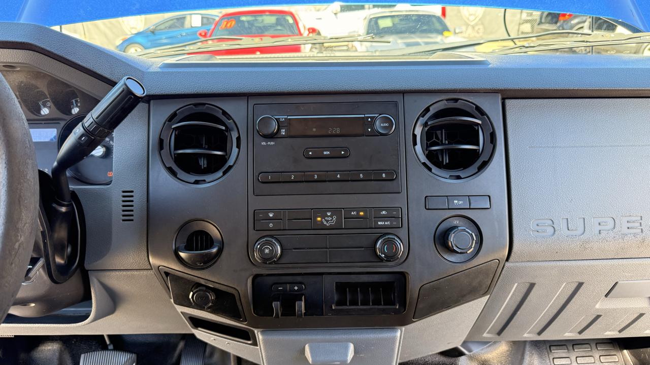 Ford F-350 SD XL Crew Cab 2WD 2016