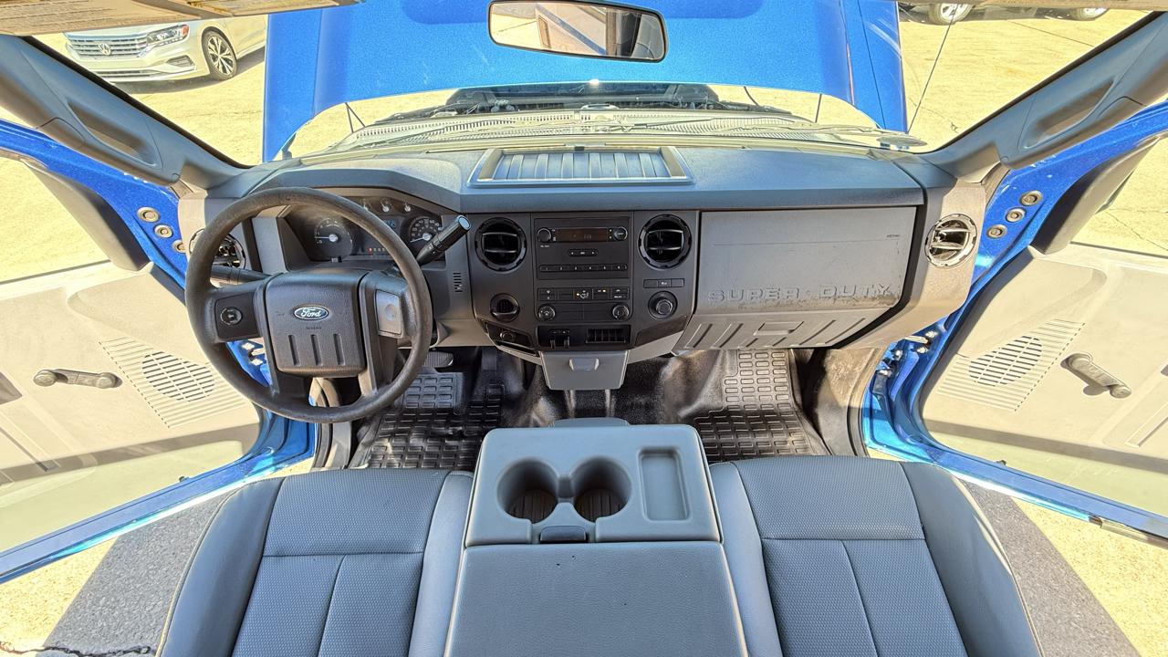 Ford F-350 SD XL Crew Cab 2WD 2016