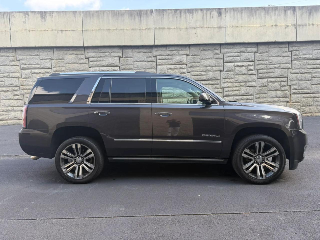 GMC Yukon Denali 2WD 2017