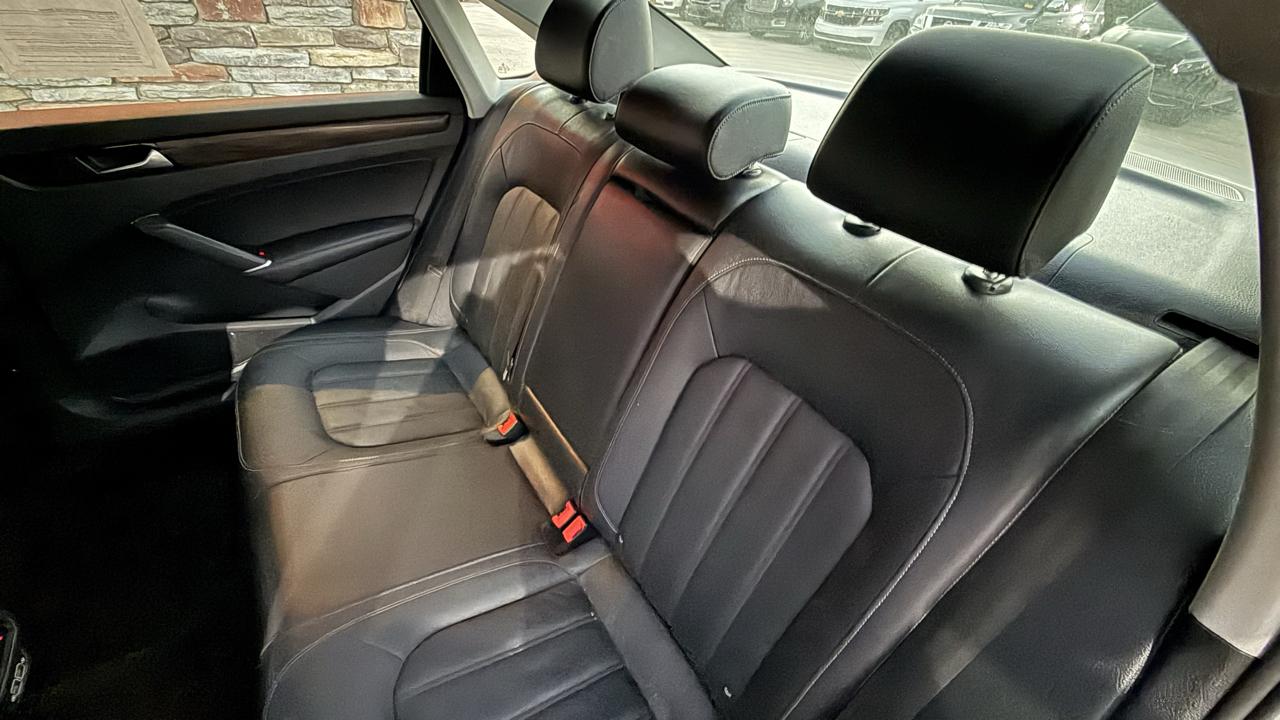 Volkswagen Passat SEL 2020