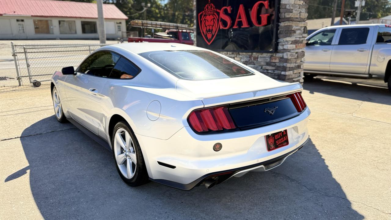 Ford Mustang EcoBoost Coupe 2016