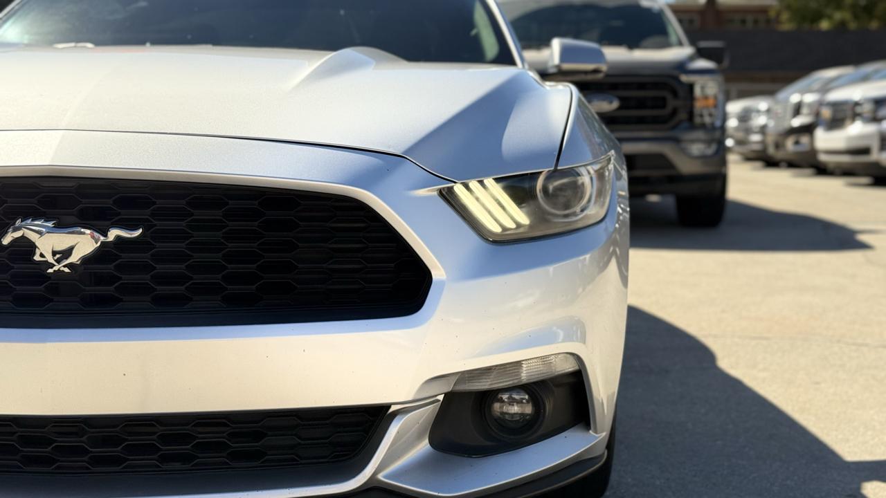 Ford Mustang EcoBoost Coupe 2016