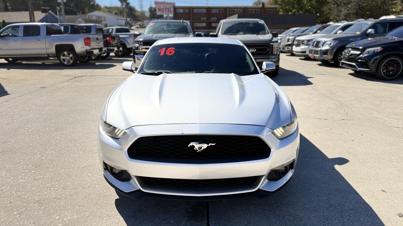 Ford Mustang EcoBoost Coupe 2016