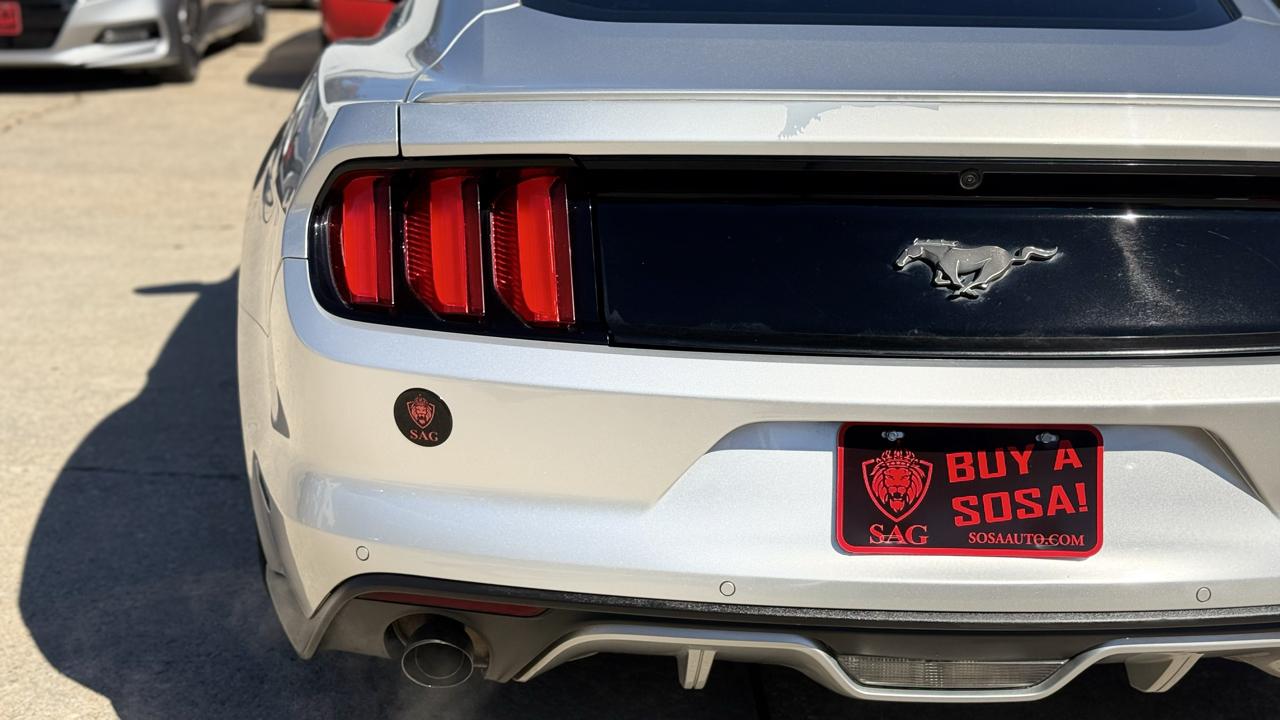 Ford Mustang EcoBoost Coupe 2016