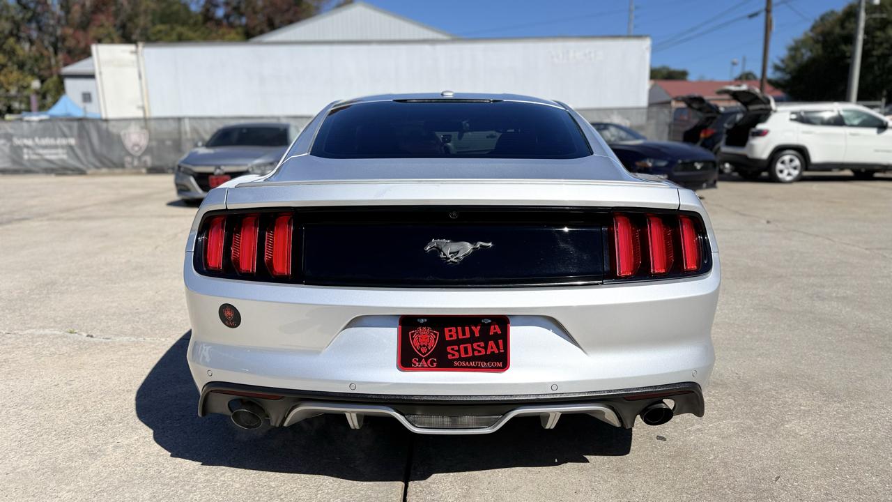 Ford Mustang EcoBoost Coupe 2016