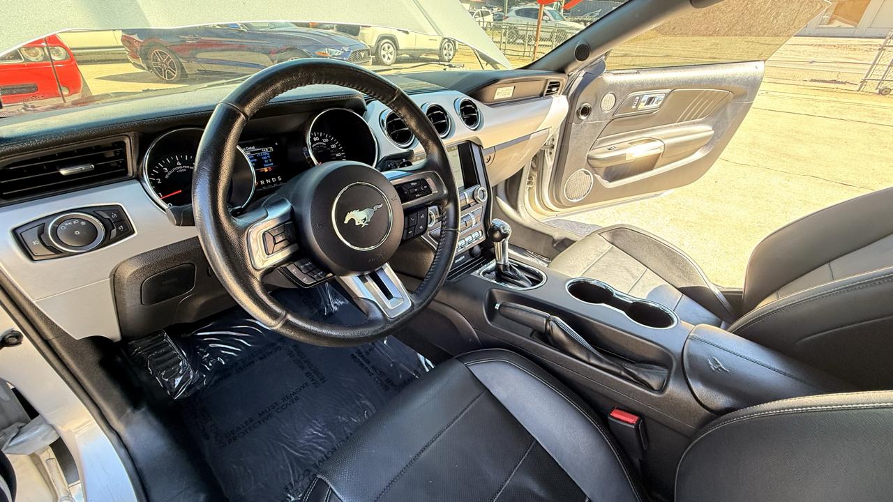 Ford Mustang EcoBoost Coupe 2016