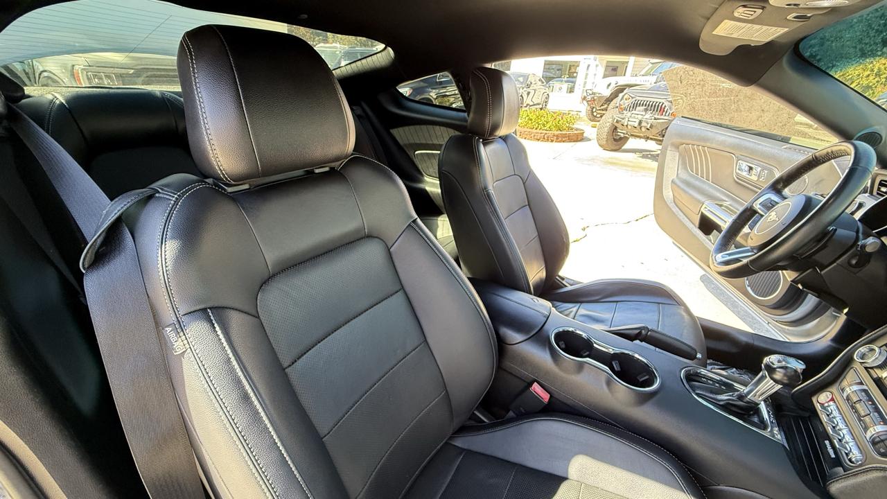 Ford Mustang EcoBoost Coupe 2016