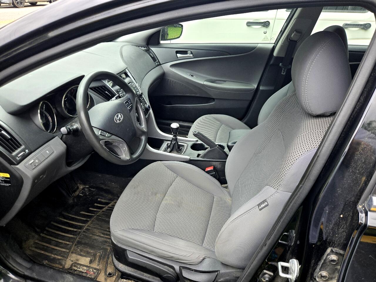 Hyundai Sonata GLS Auto 2011 Hyundai Sonata GLS Auto 2011