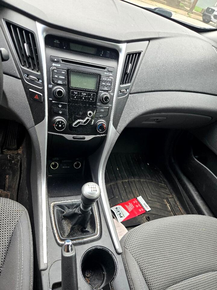 Hyundai Sonata GLS Auto 2011 Hyundai Sonata GLS Auto 2011