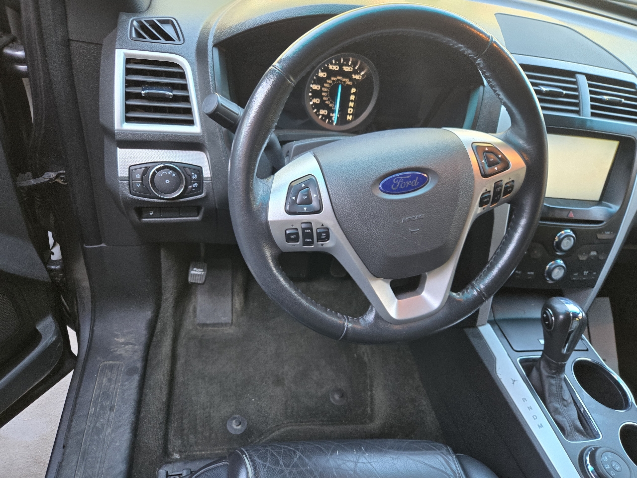 Ford Explorer XLT 4WD 2014 Ford Explorer XLT 4WD 2014