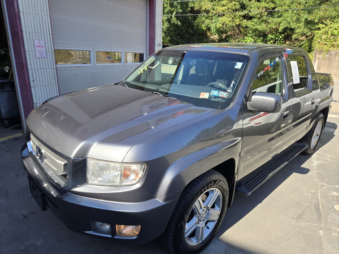 Honda Ridgeline RTL w/ Navigation 2011 Honda Ridgeline RTL w/ Navigation 2011