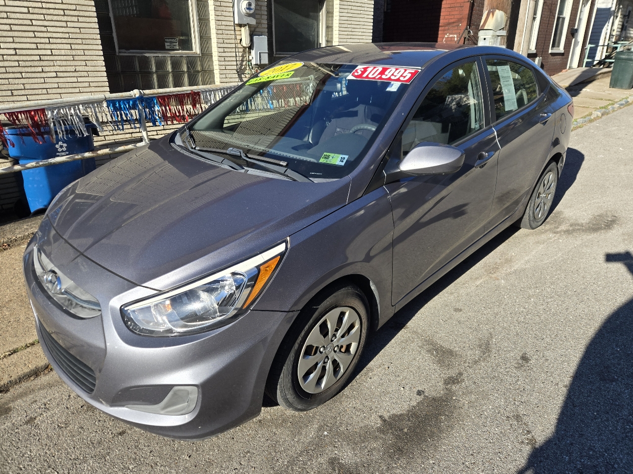 2017 Hyundai Accent SE 4-Door 6A