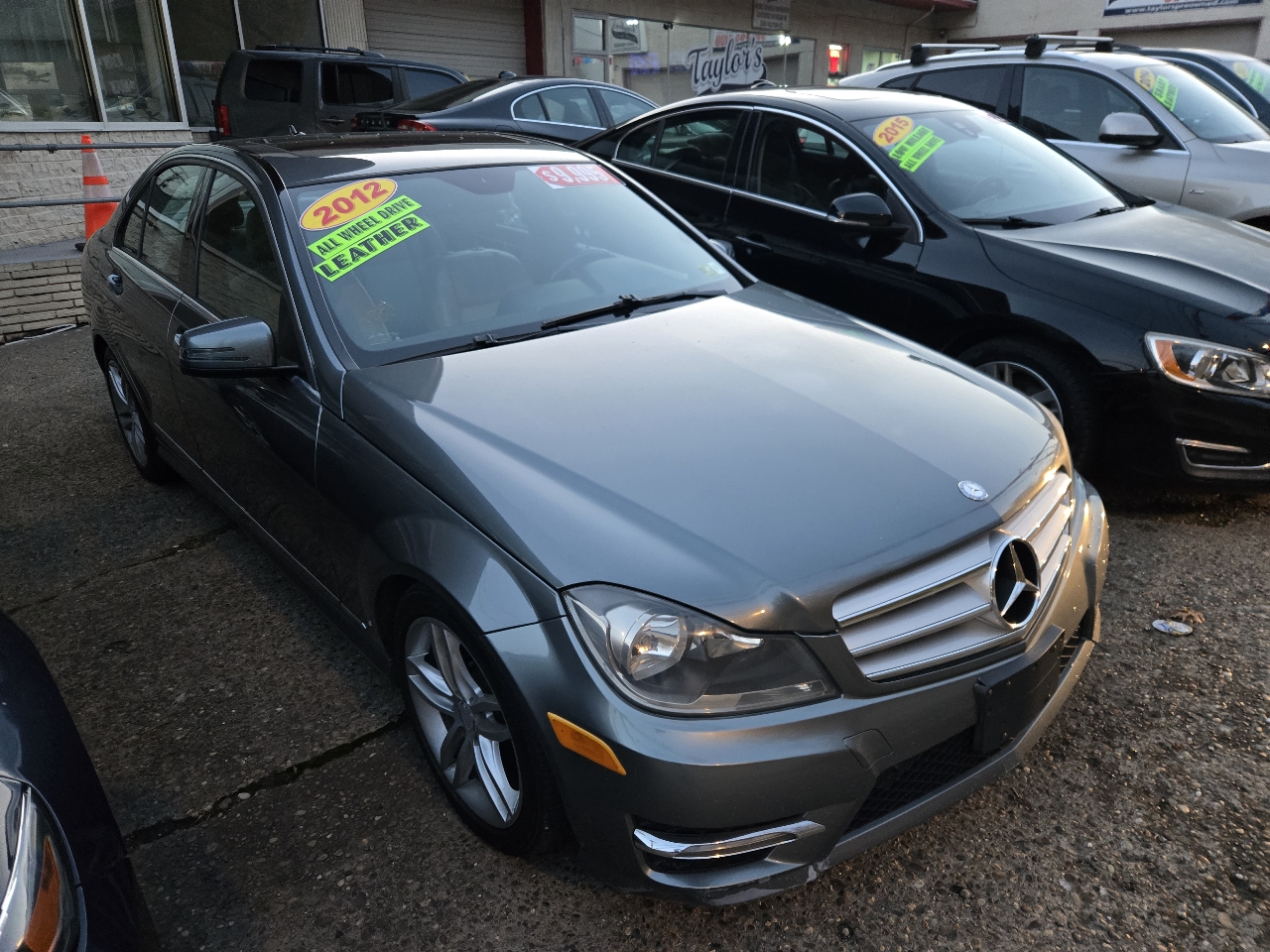 Mercedes-Benz C-Class C300 4MATIC Luxury Sedan 2012