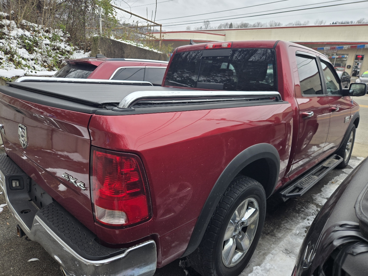RAM 1500 SLT Crew Cab SWB 4WD 2013