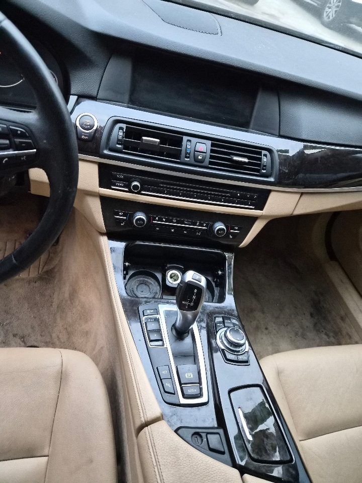 BMW 5-Series 535i 2013