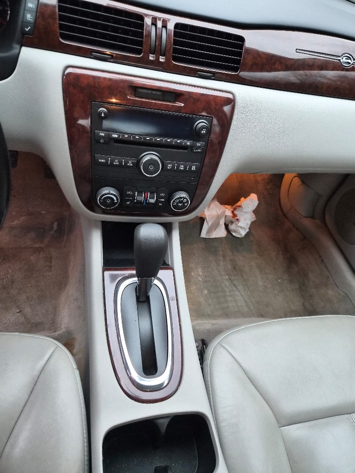 Chevrolet Impala LT 2009