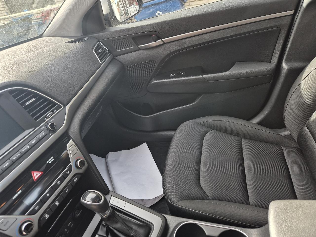 Hyundai Elantra Limited 2018