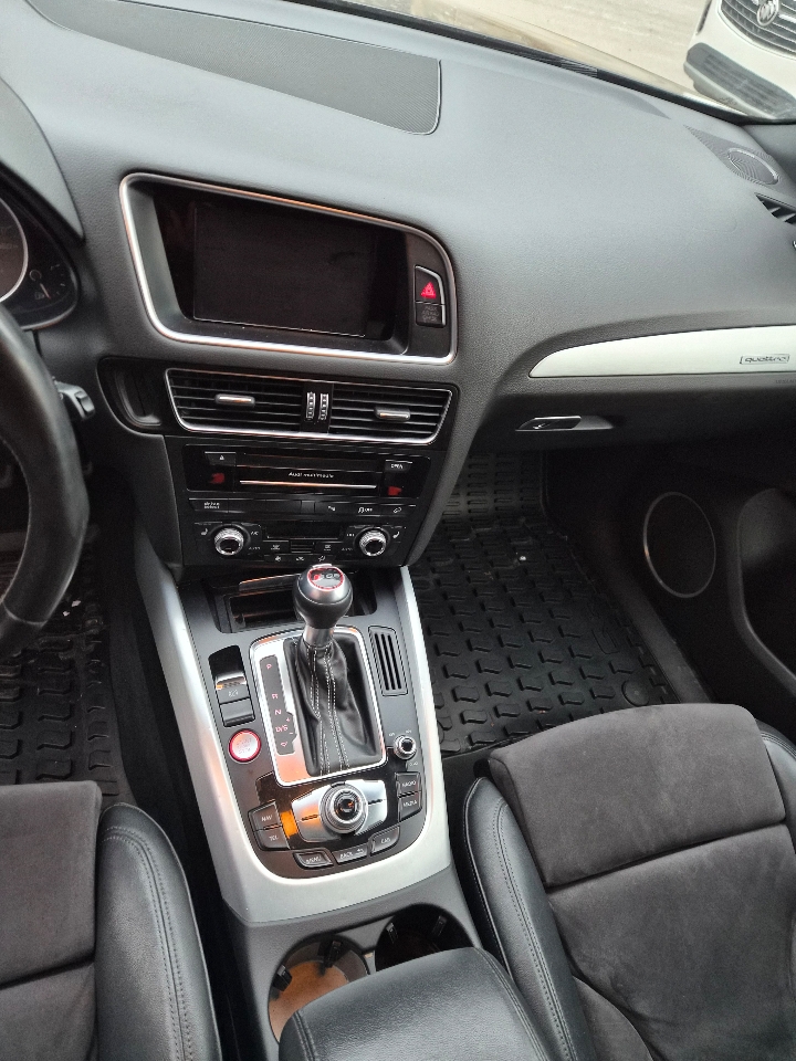 Audi SQ5 3.0T Prestige quattro 2016